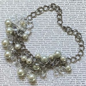 VTG Faux Pearl and Acrylic Flower Bib Necklace